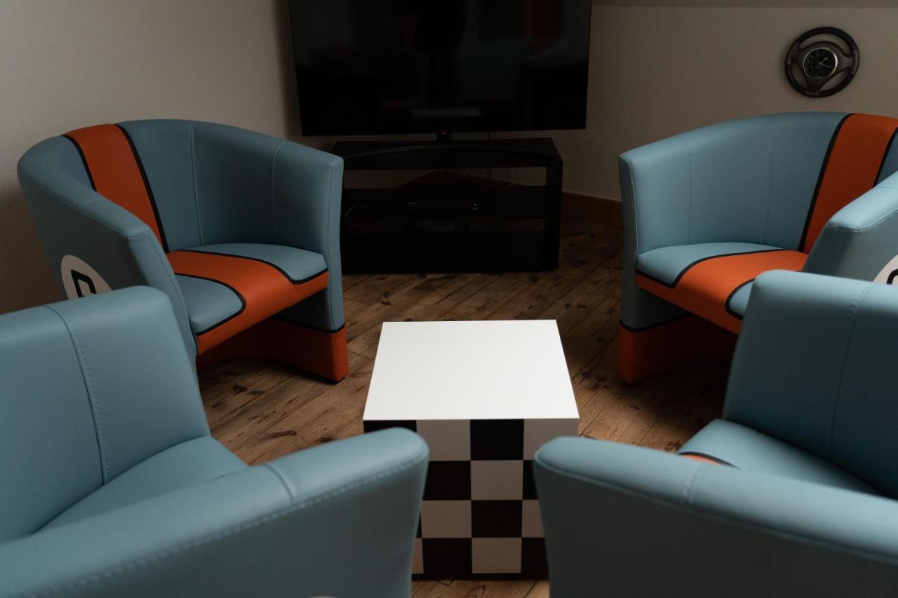 Open Source A L'Entree Du Circuit! Apartment Stavelot Phòng bức ảnh