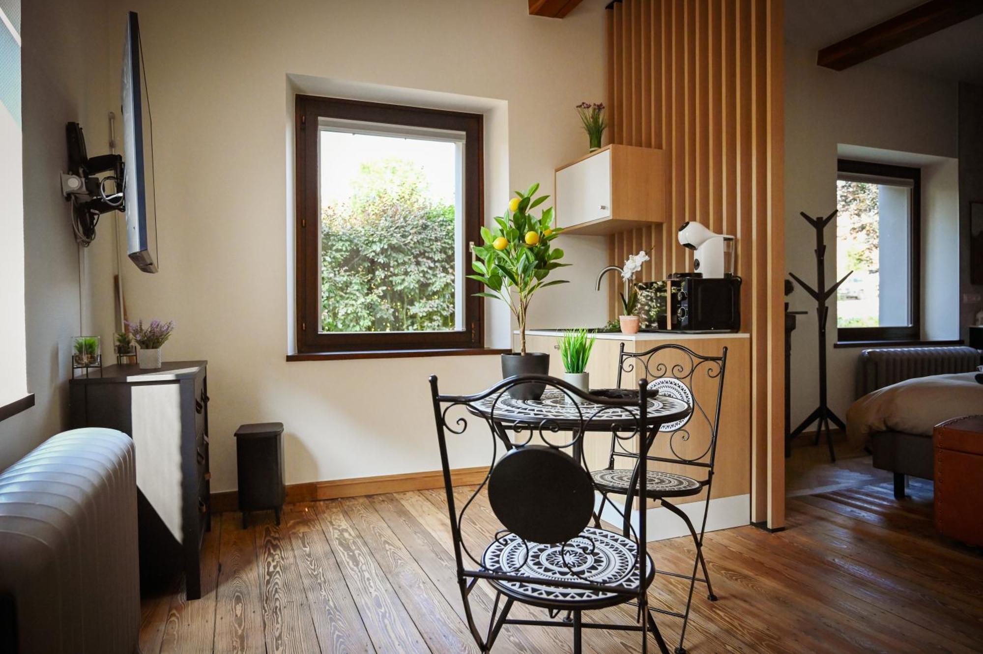 Open Source A L'Entree Du Circuit! Apartment Stavelot Phòng bức ảnh