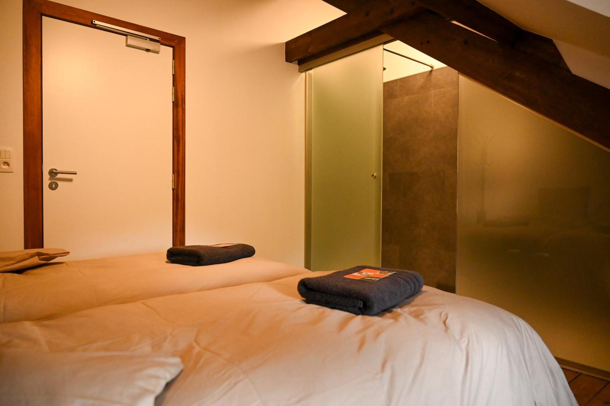 Open Source A L'Entree Du Circuit! Apartment Stavelot Phòng bức ảnh