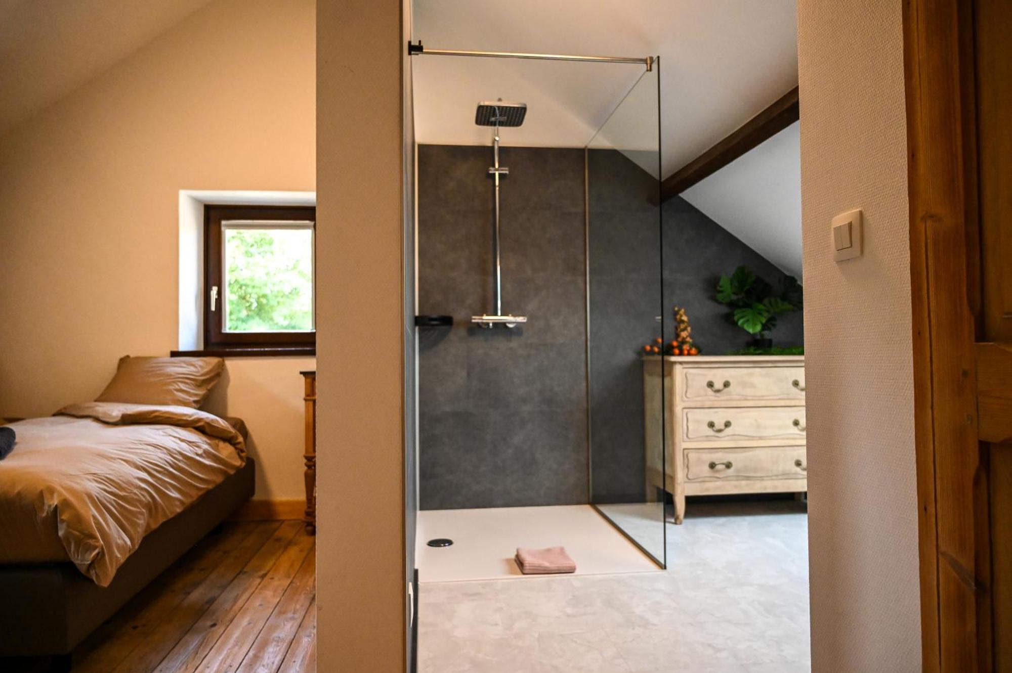 Open Source A L'Entree Du Circuit! Apartment Stavelot Phòng bức ảnh